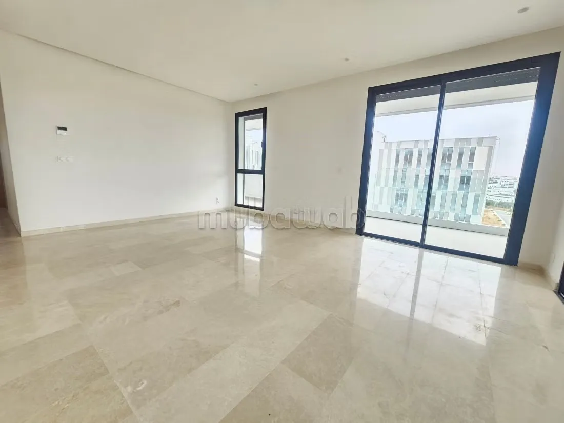 Appartement neuf spacieux avec grande terrasse - الدار البيضاء (2)