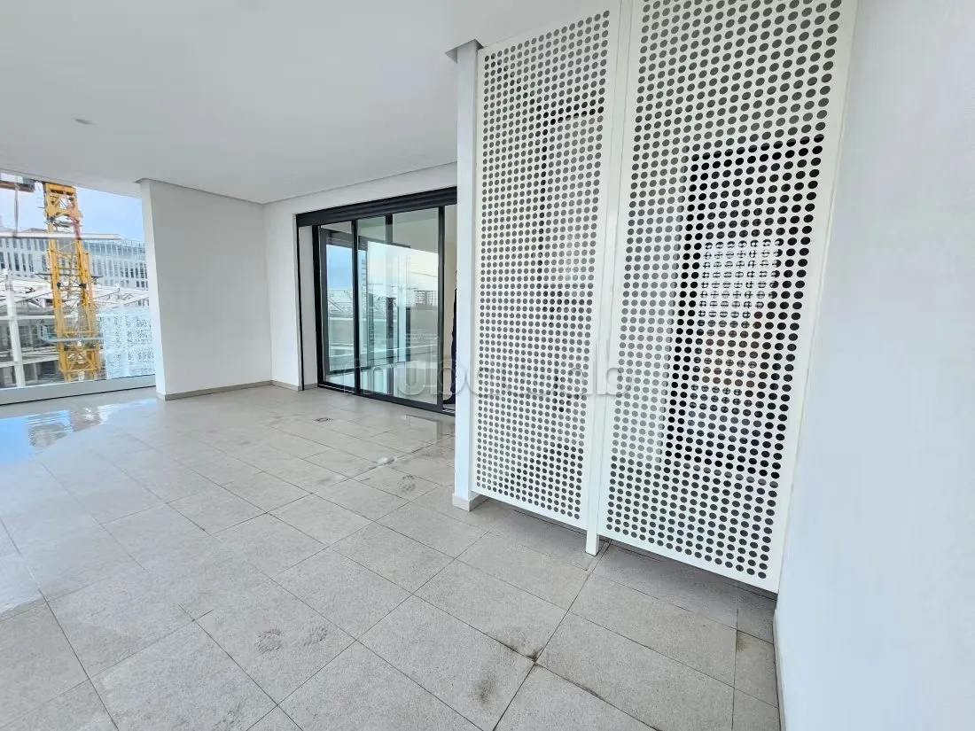 Joli appartement neuf en étage éleve - الدار البيضاء (3)