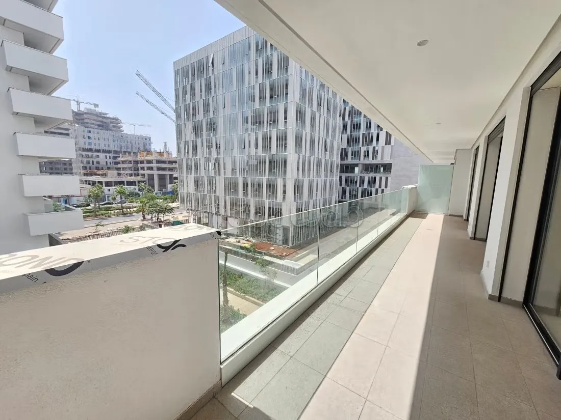 Joli appartement neuf avec terrasse - الدار البيضاء