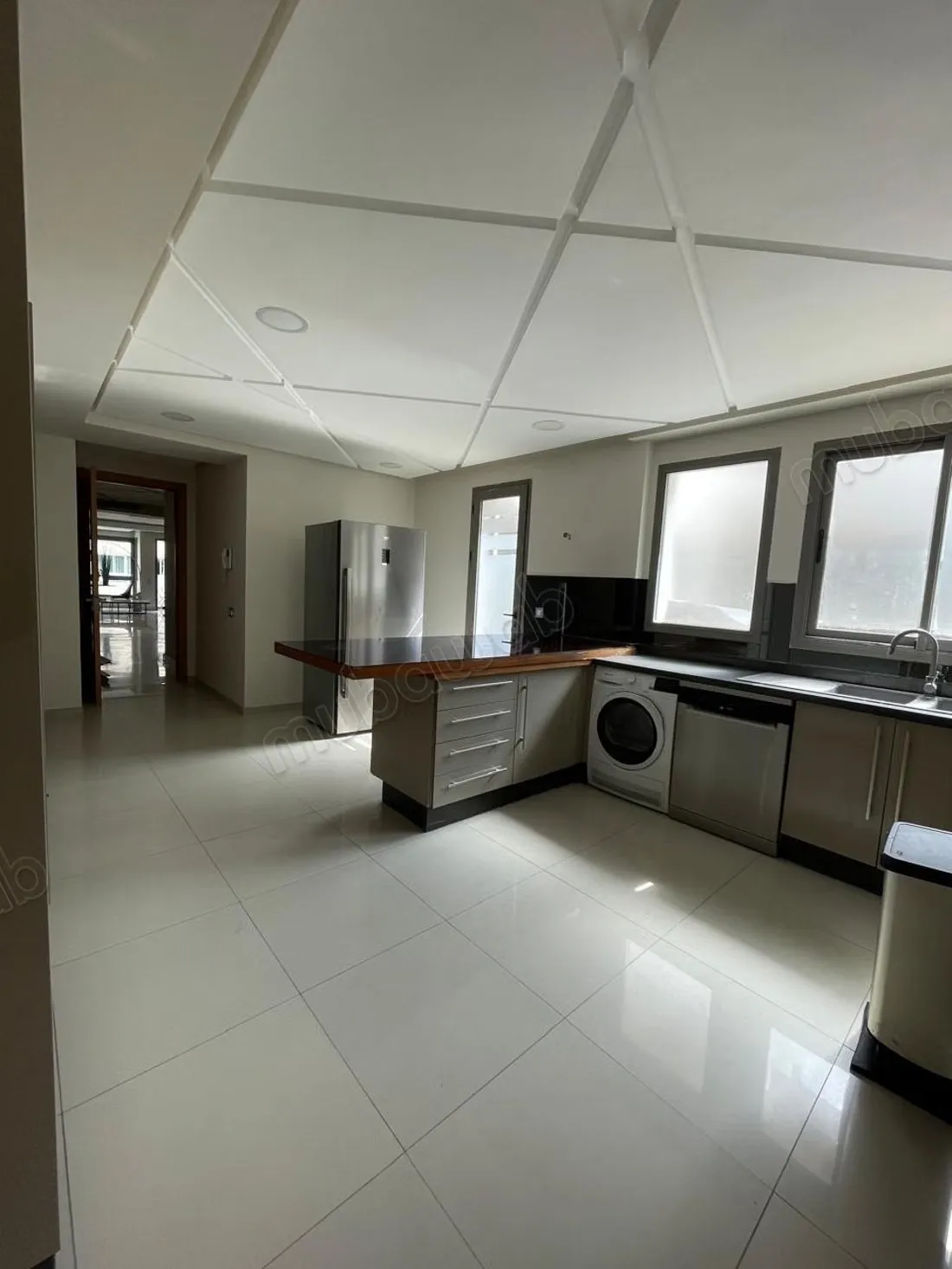 À louer Appartement meublé 3chambres Racine - الدار البيضاء (3)