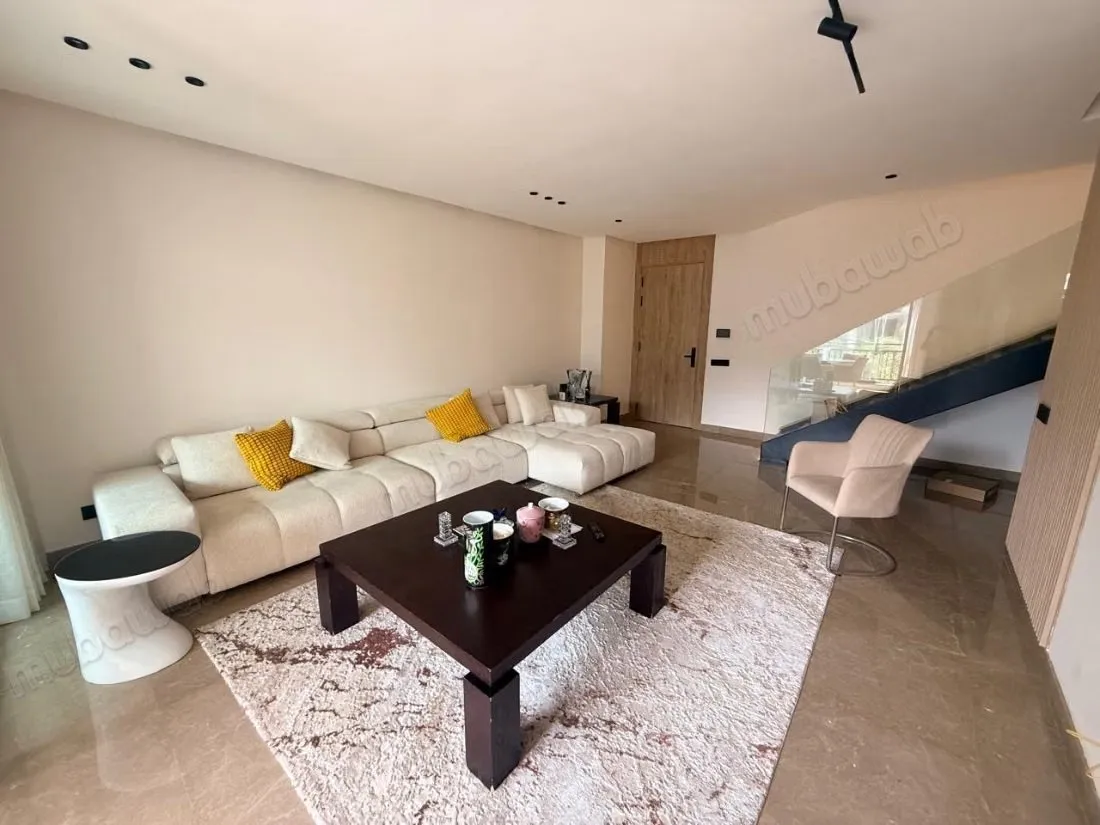 Location meublée d’un beau duplex neuf, très bien ensoleillé... - الرباط (2)