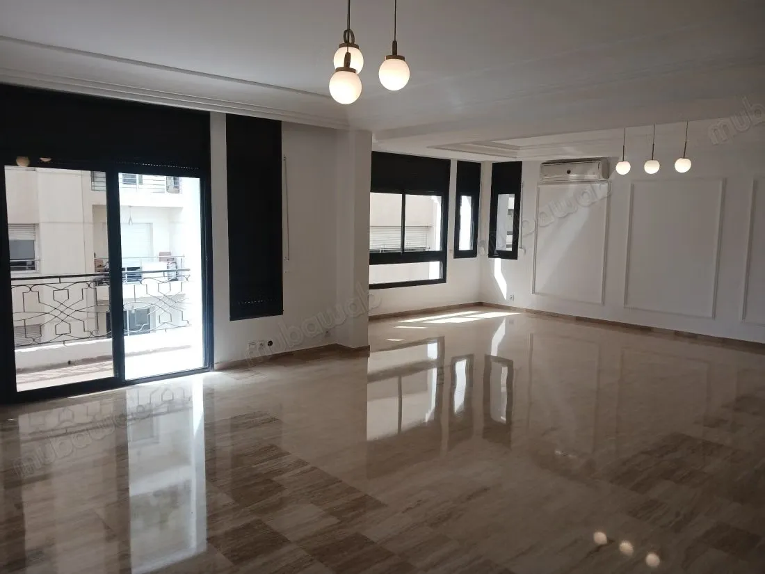 Appartement à Louer à Racine – Terrasses & Balcons - الدار البيضاء