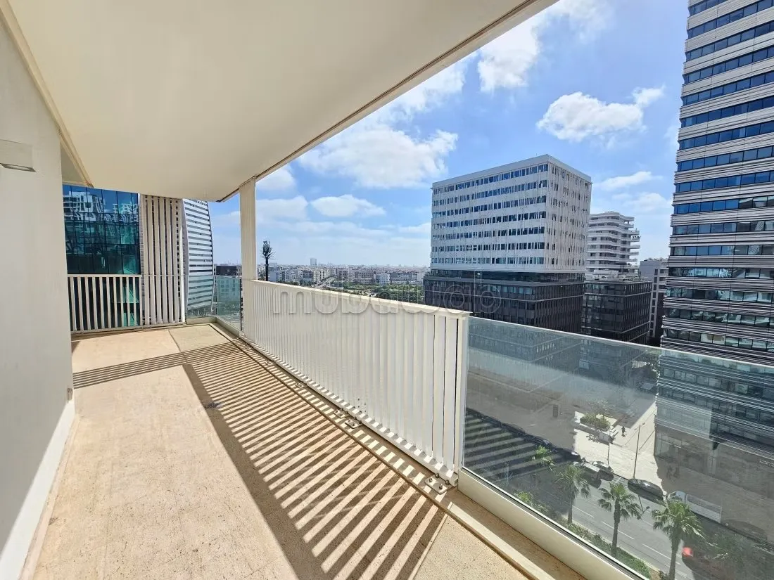 Joli appartement avec terrasse et vue dégagée - الدار البيضاء (2)