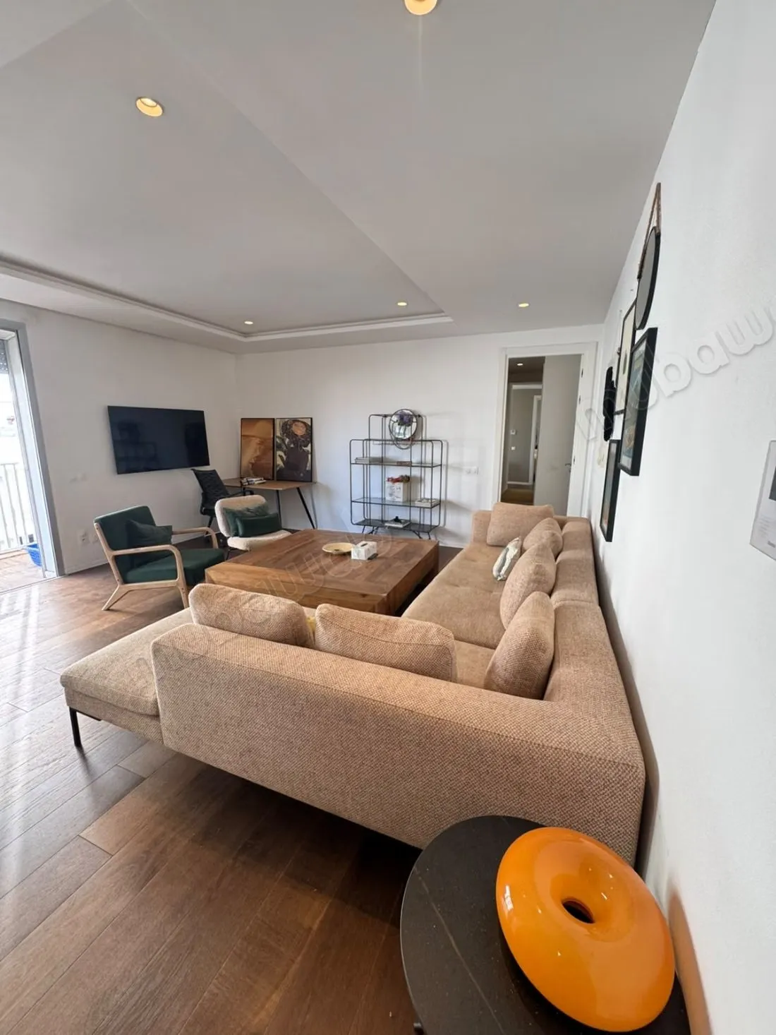 Bel Studio meuble avec terrasse à Casa Finance City - الدار البيضاء (3)