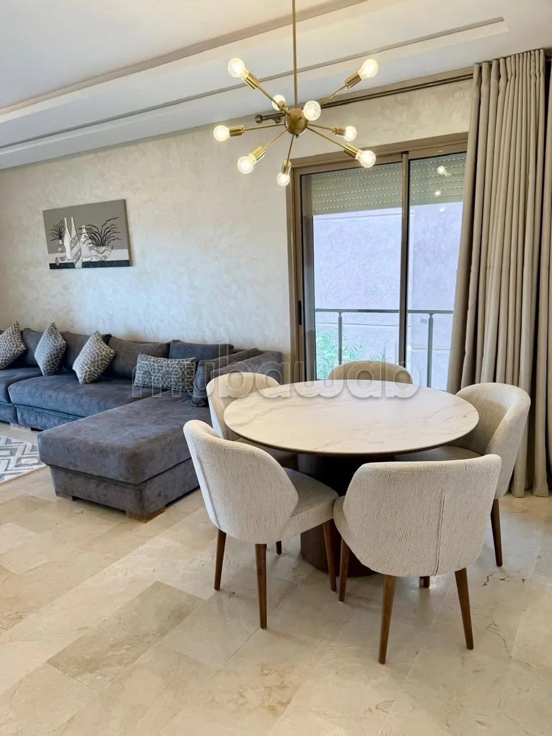 A LOUER Prestigia 3 chambres meublé - مراكش