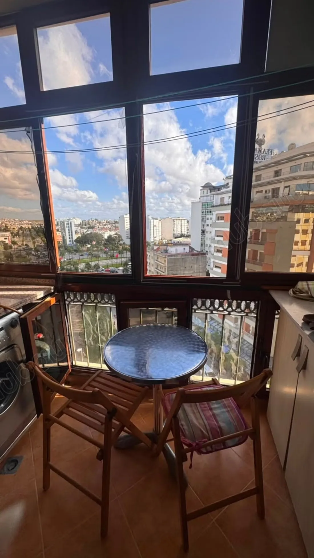 Appartement meublé à loué 
adminstratif - طنجة