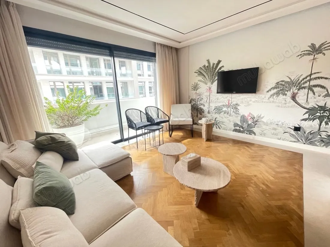 Très beau studio moderne et meublé avec goût et bien ensolei... - الدار البيضاء (2)