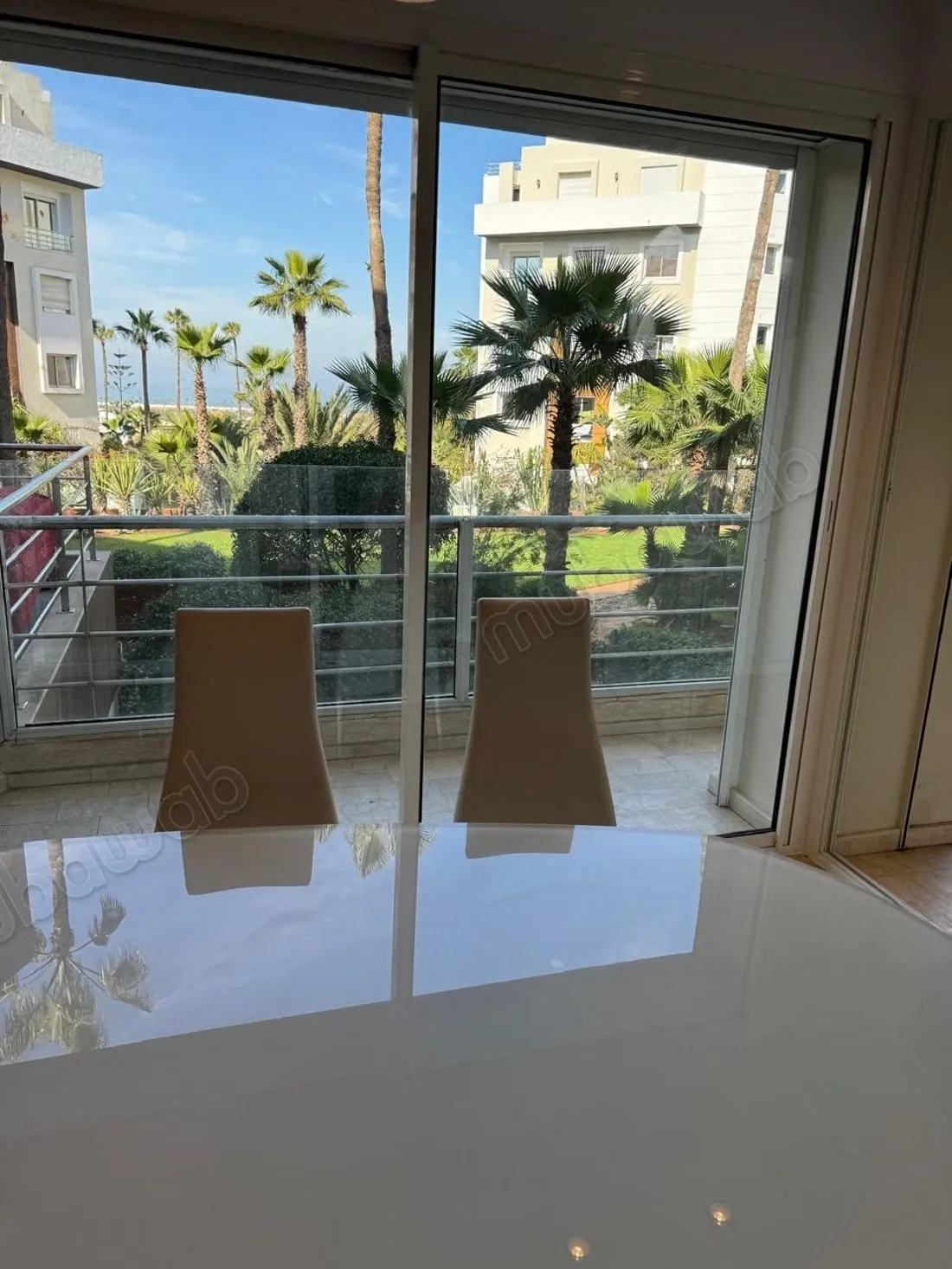 Très bel appt à louer vue sur mer ain diab résidence sécuris... - الدار البيضاء (2)
