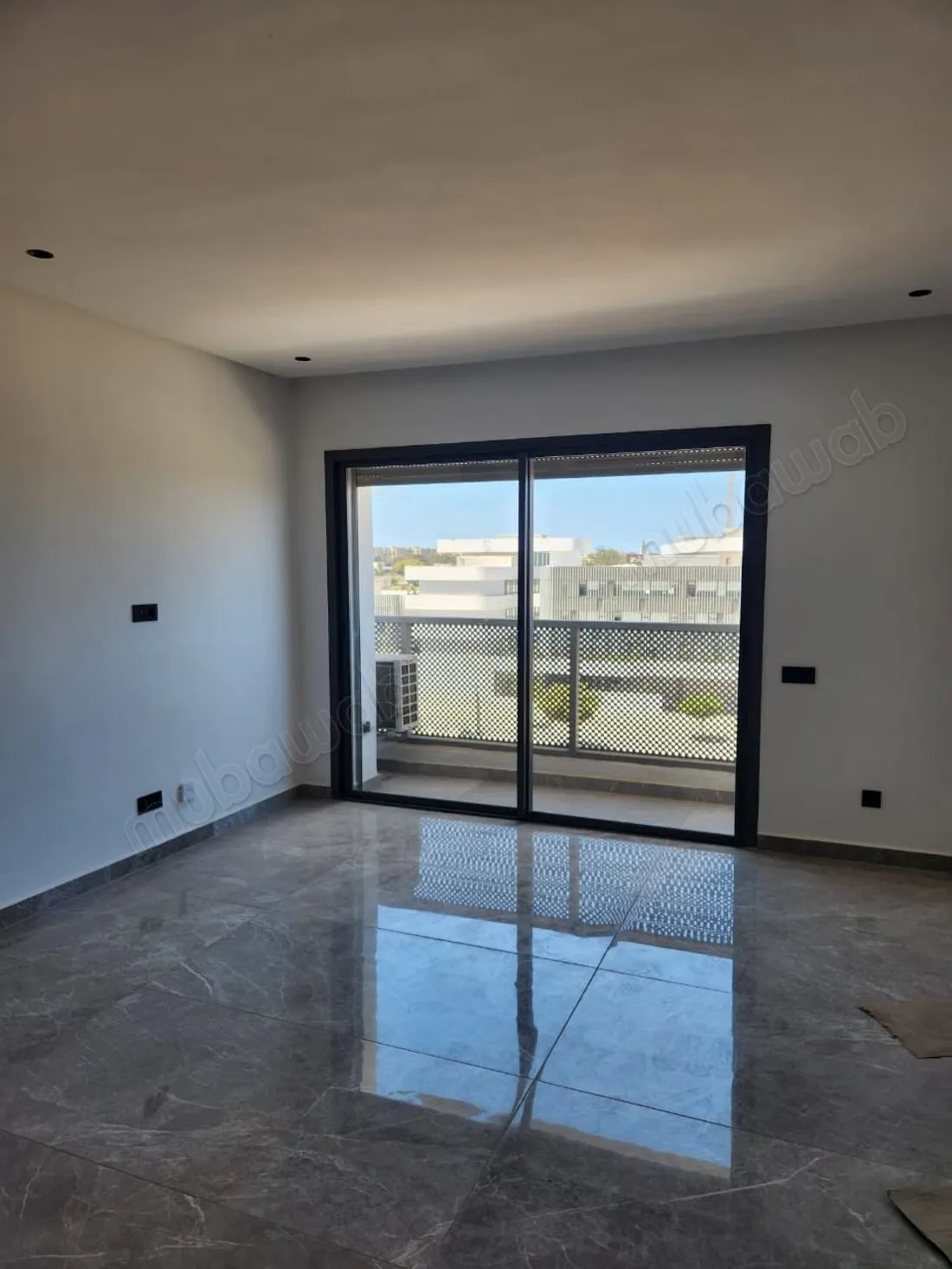 Appart 3ch Salon 136m2 Luxe à Cfc Sans Vis àVis - الدار البيضاء (2)