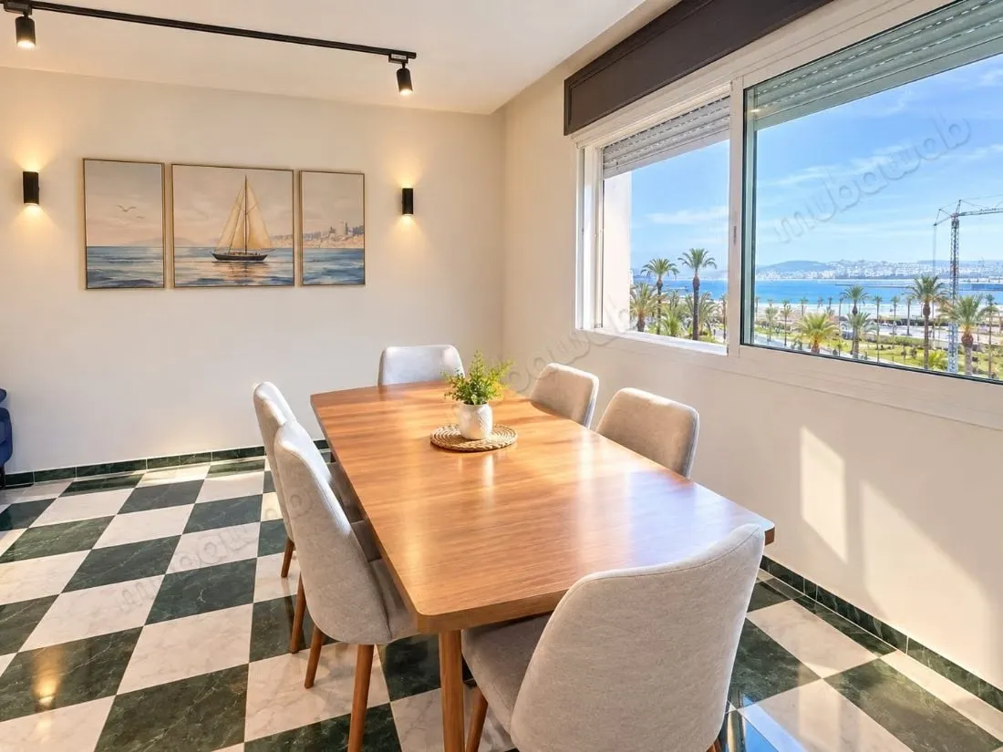 Appartement face à la Marina – Vue sur mer - طنجة