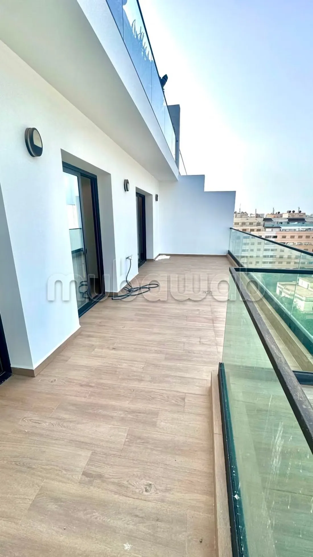 Appartment à loué vide Iberia - طنجة