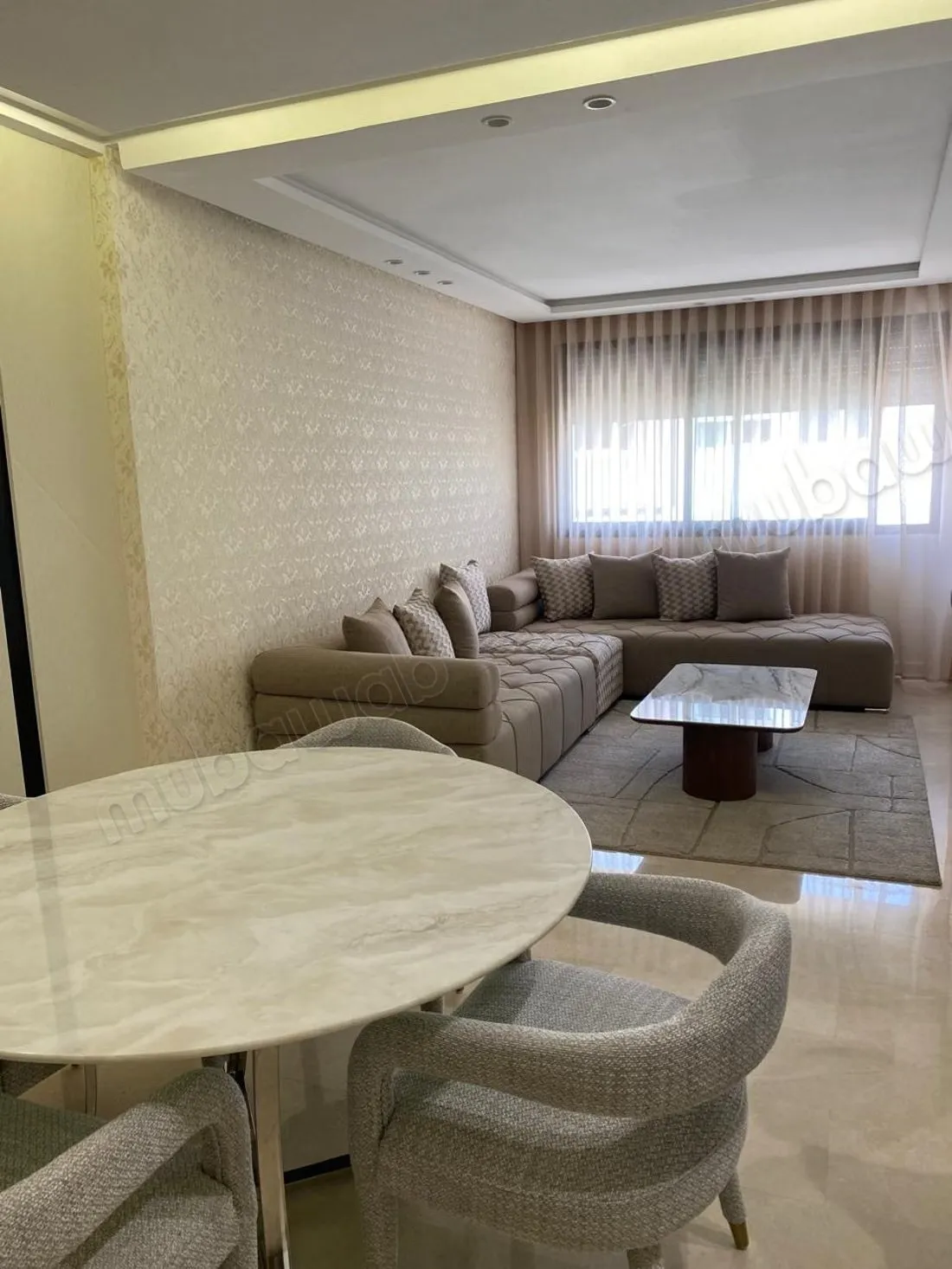 Appartement à louer à Riyad. 3 pièces. Meublé - الرباط