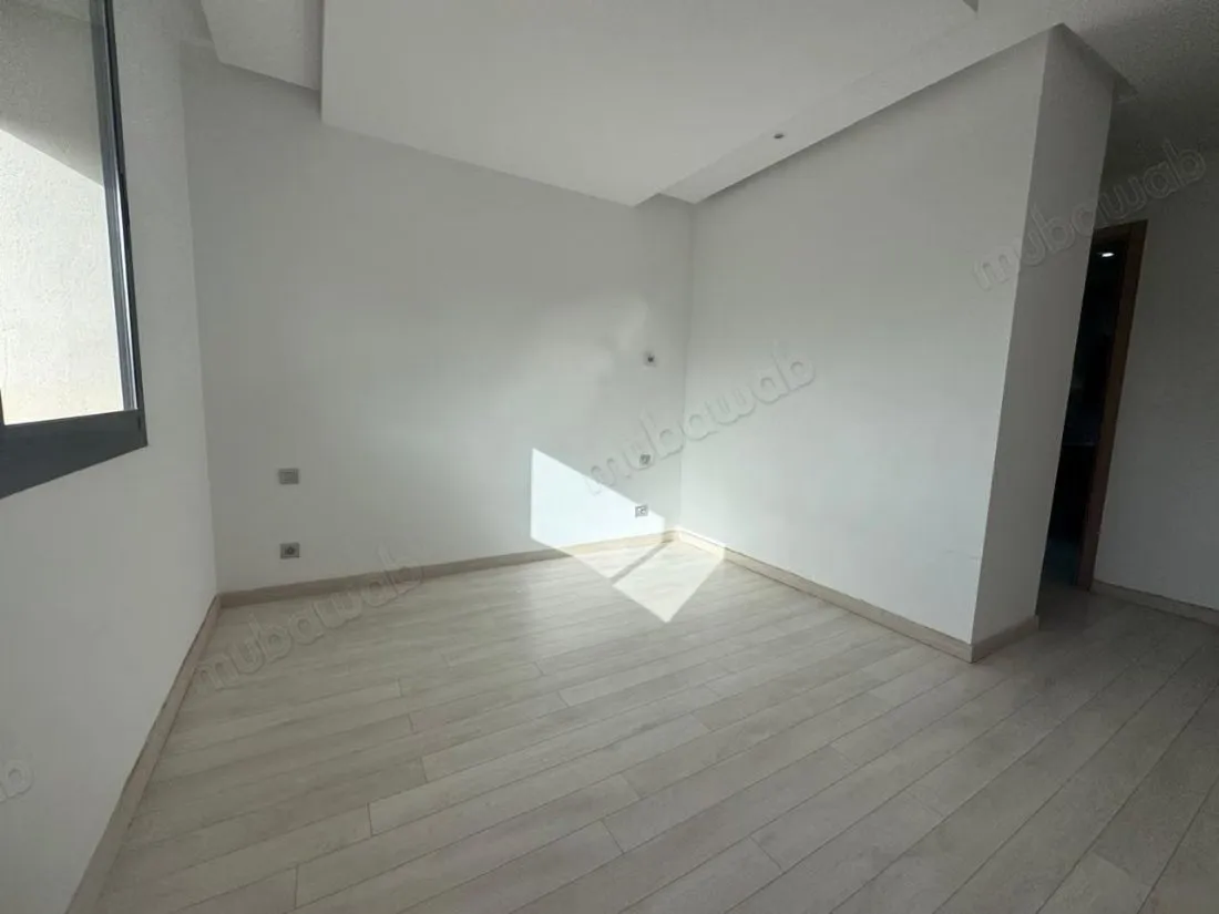 Très bel appartement en location à Riyad. 3 pièces. Avec asc... - الرباط (2)