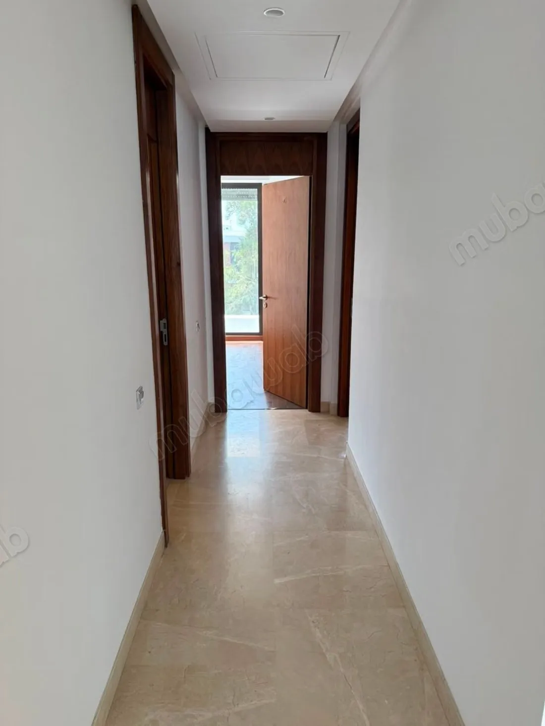Appartement vide à louer Orangeraies Souissi - الرباط (2)