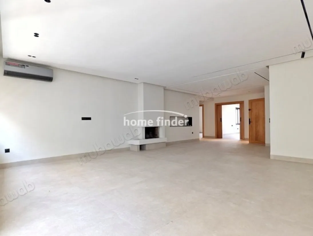 Appartement à louer sur Racine 
170 m² - الدار البيضاء