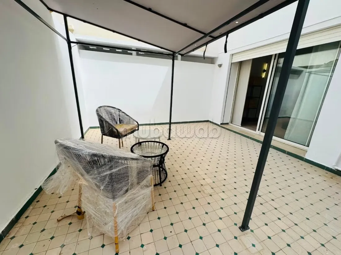 Appartement à louer à racine grande terrasse - الدار البيضاء