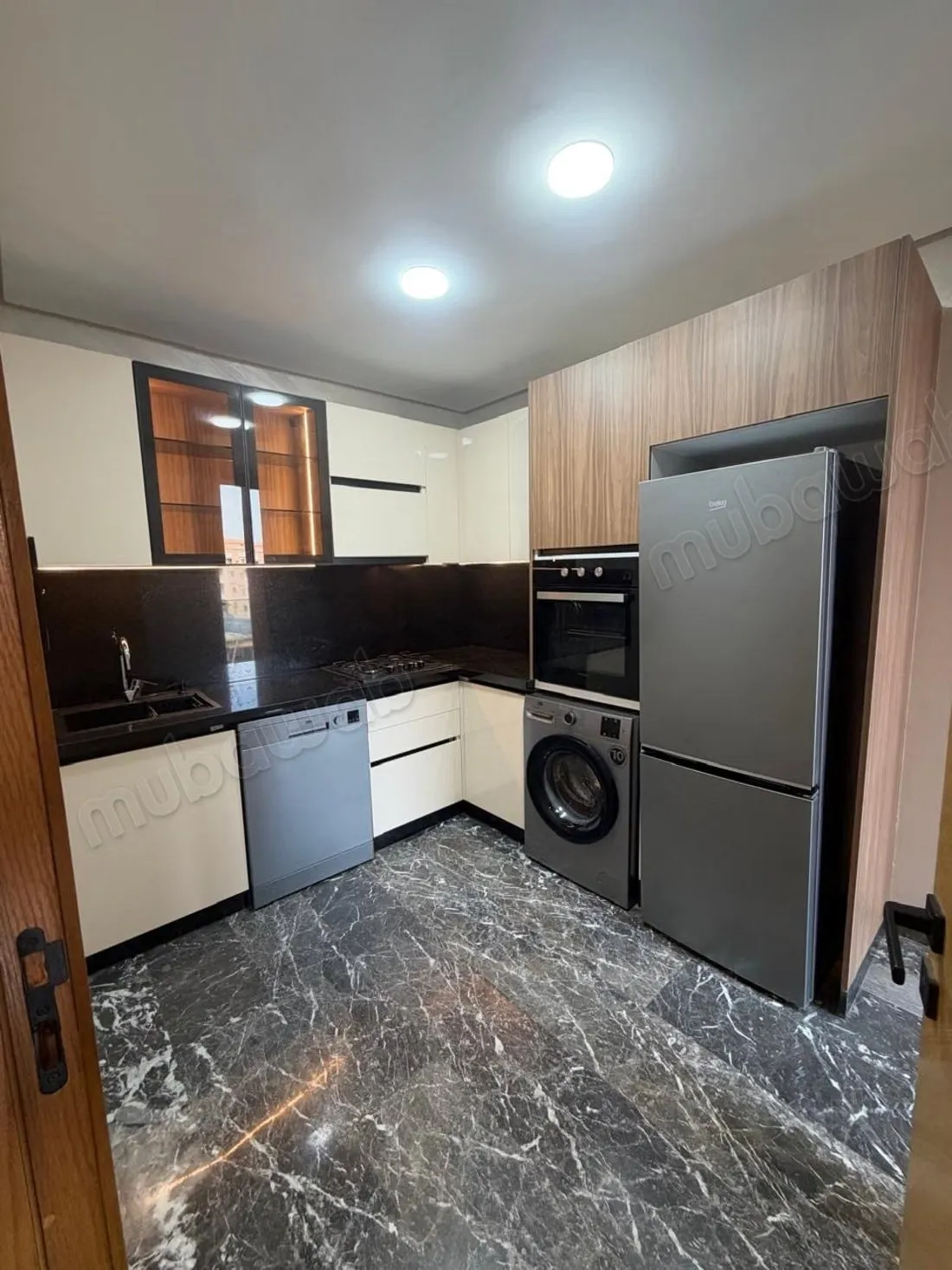 Joli appartement 2 chambres vide location - مراكش