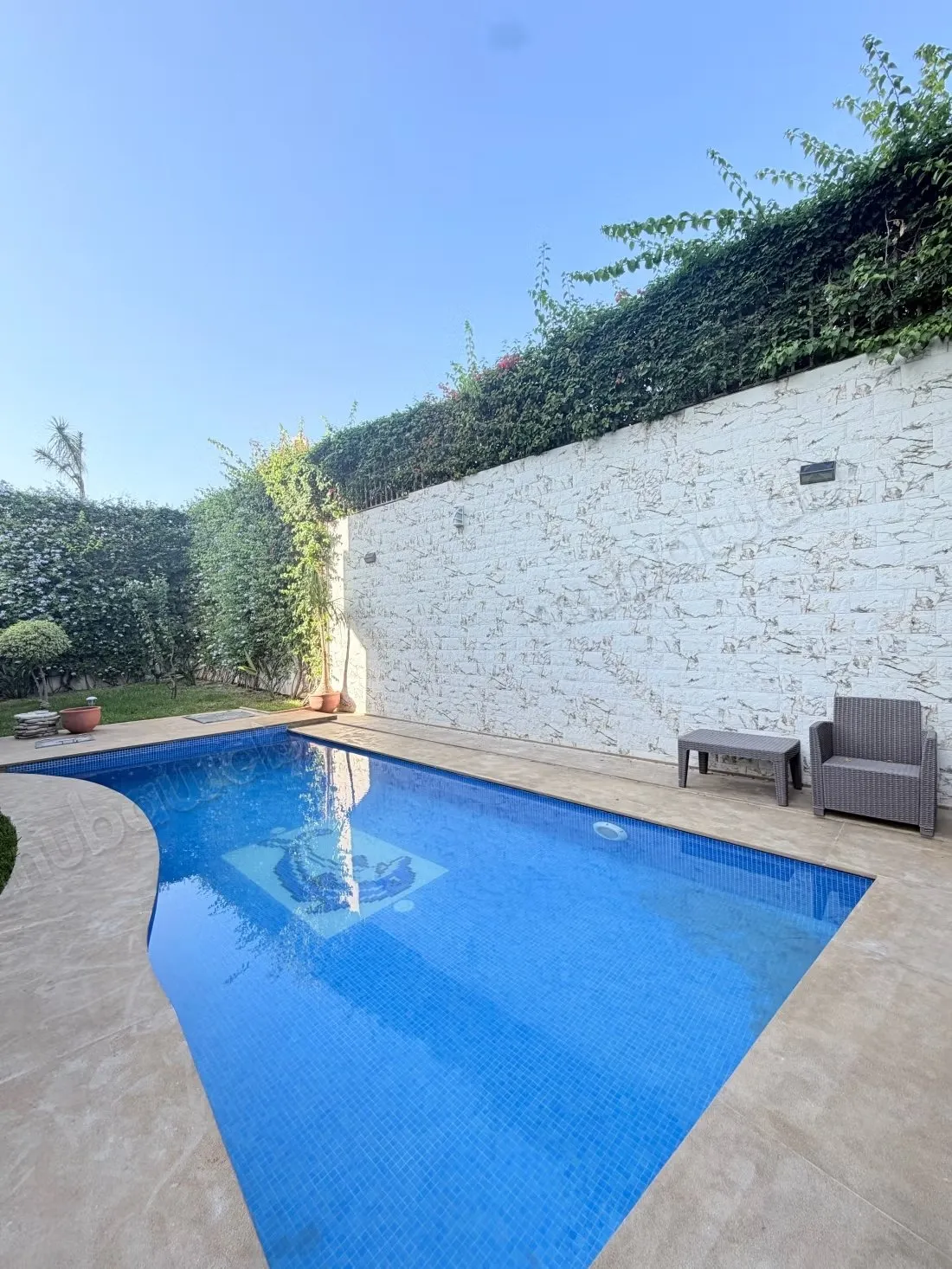 Superbe, villa en location avec piscine et jardin - طنجة (3)