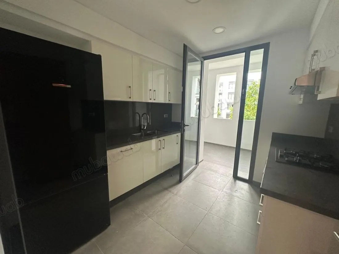 A Louer Appartement 2 chambres à Souissi - الرباط (3)