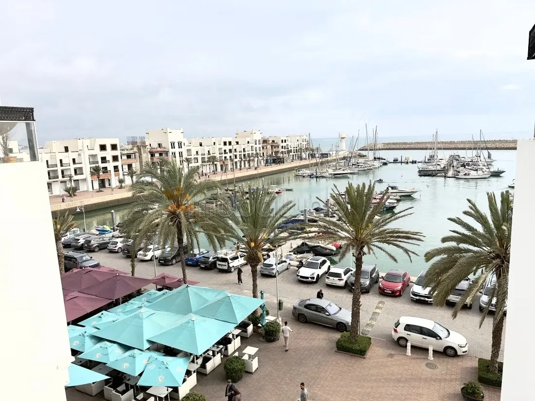 Appartement à louer en bord de mer - أكادير