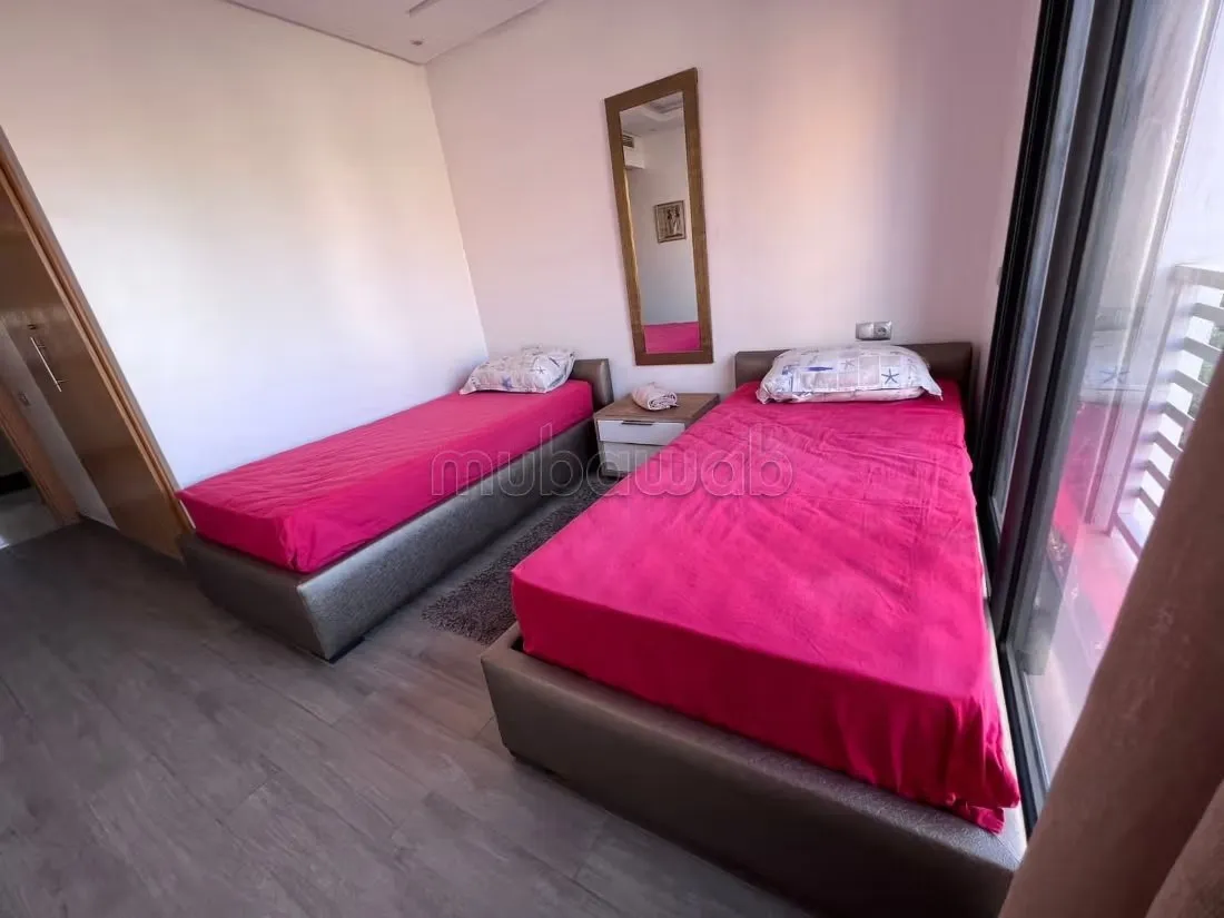 Appartements à louer à Guéliz. Surface totale 90 m². Parking... - مراكش (3)