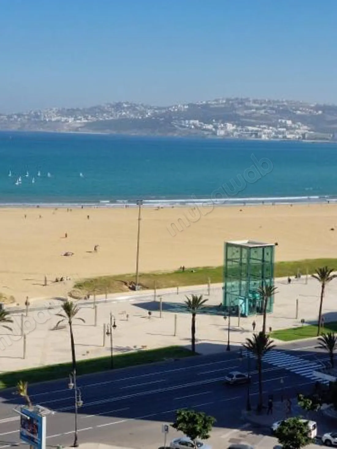 Appartement Près Mall ibn Batoutta 
et Marina bay - طنجة