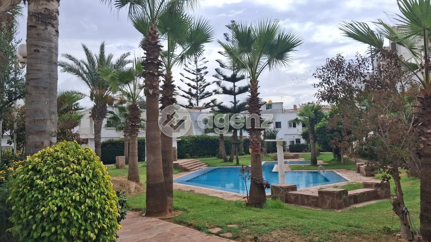 Villa à vendre 80 m², 5 chambres 
Autre Moahmmedia - المحمدية (2)