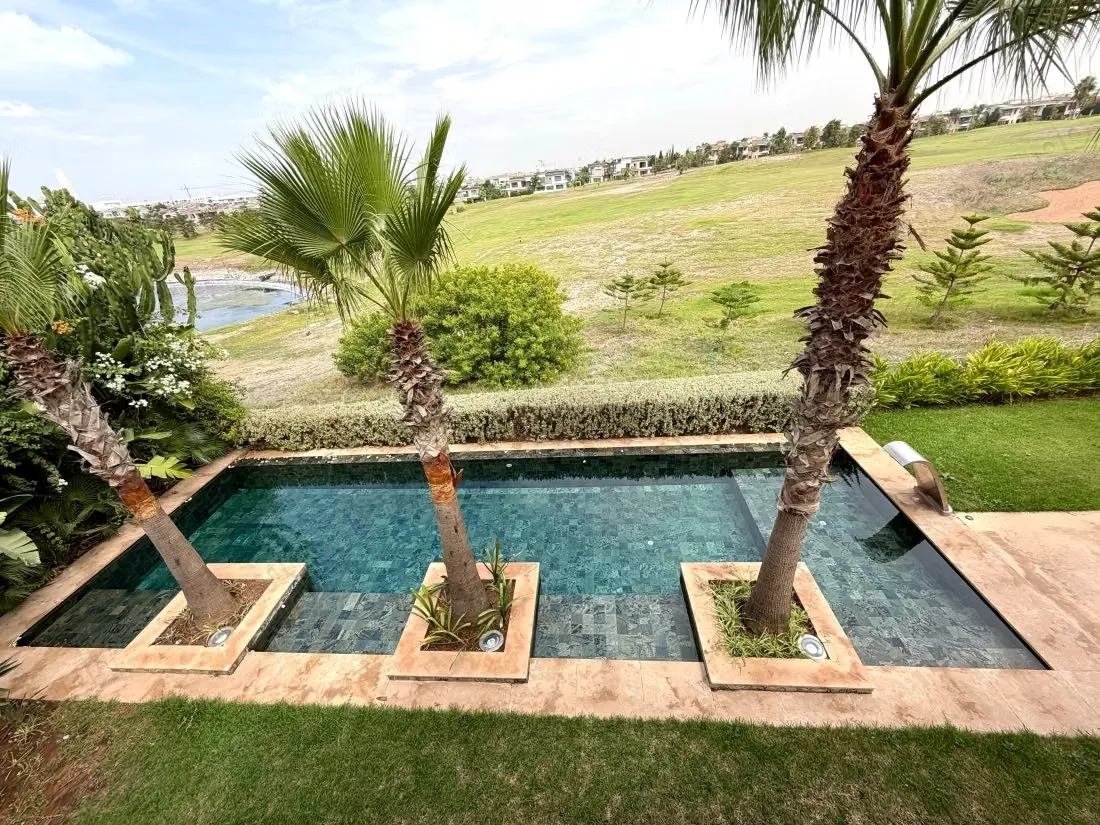 Villa Luxueuse front de golf sans vis à vis — Ville Verte - بوسكورة