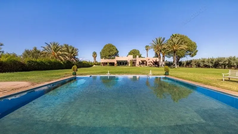 Somptueuse villa à vendre à Route de Tahanaout.
Superficie 6... - مراكش (2)