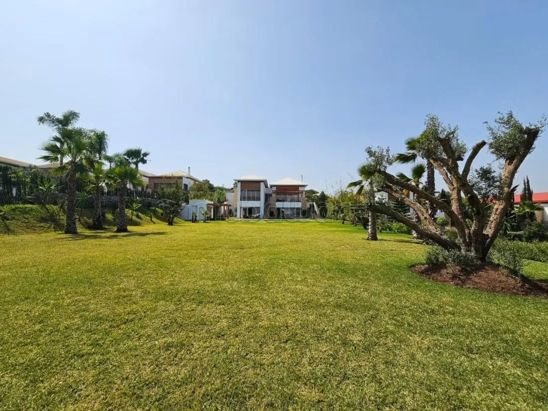 Vente villa ville verte bouskoura front de golf - بوسكورة (3)
