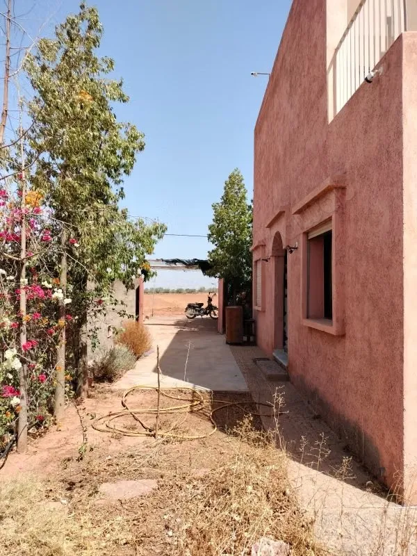 Belle villa à vendre à Ait Ourir. Superficie totale de 100 m... - أيت أورير (3)
