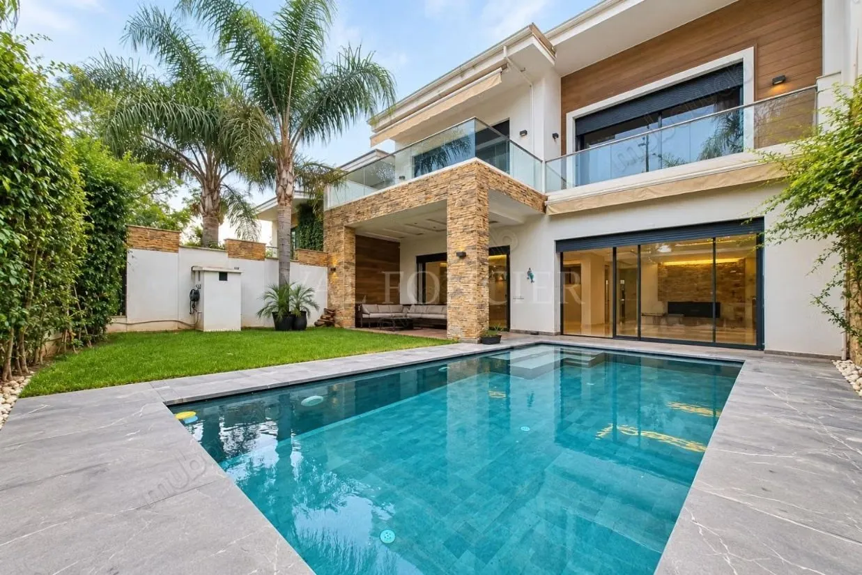 Location Villa 360m2 4 chambres avec piscine 
Palmeraie Golf... - بوسكورة