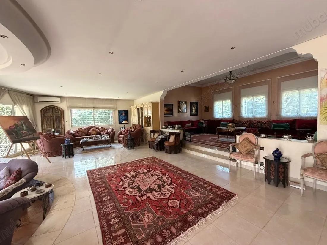 Vente d’une Très belle villa situé à Souissi Rabat - الرباط (2)