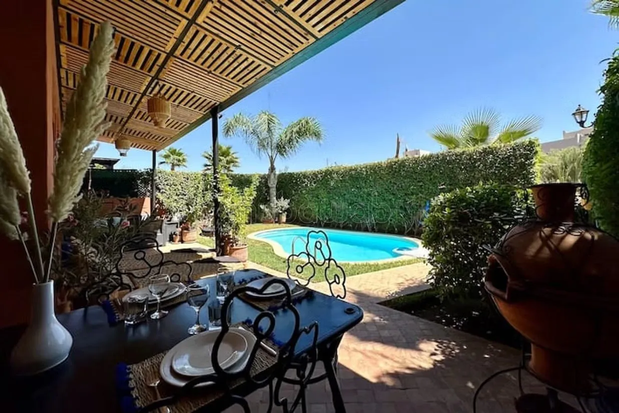 Villa 3 chambres meublée avec piscine palmeraie - مراكش (2)