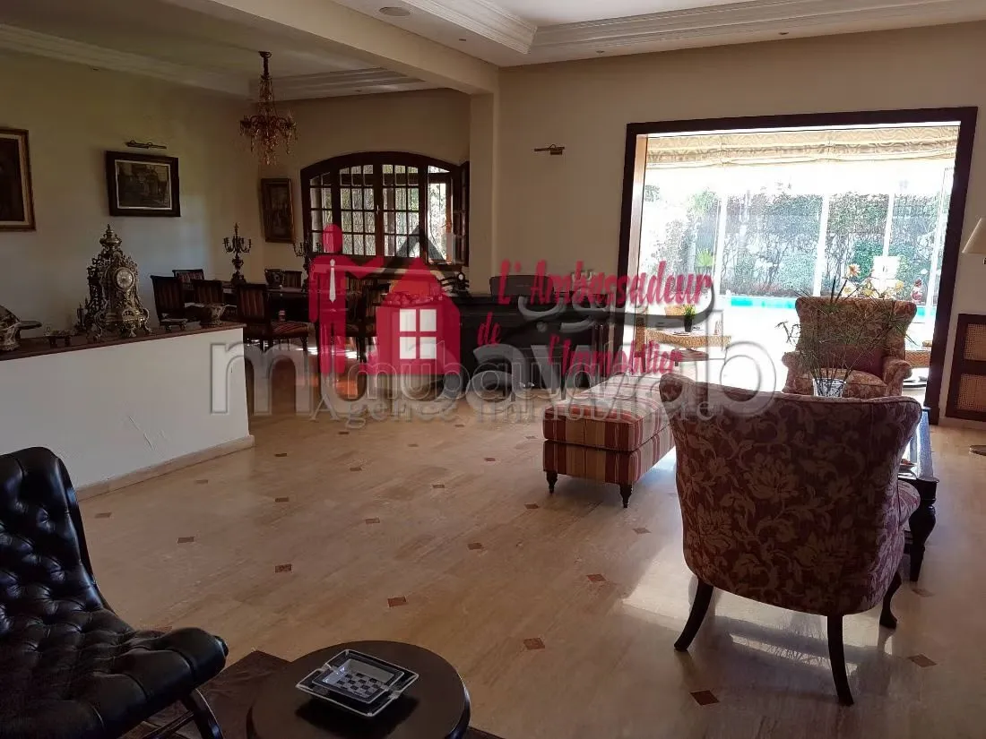 Villa de 890 m2 à ANFA BONNE AFFAIRE - الدار البيضاء (3)
