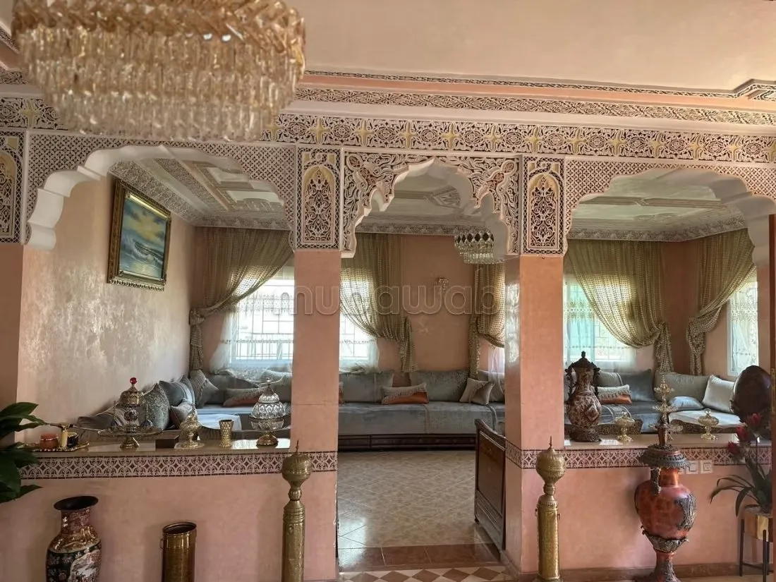 Vente villa de luxe à Hay Al Fath.
Surface totale 450 m² - الرباط (3)