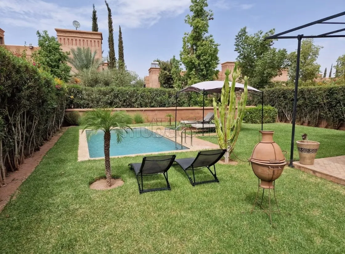 Villa avec piscine proche futur golf Marrakech - مراكش