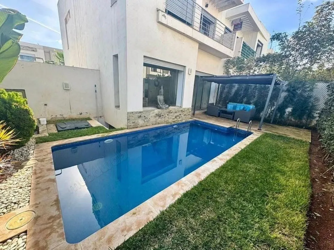 Villa avec piscine à vendre – Dar Bouazza - دار بوعزة