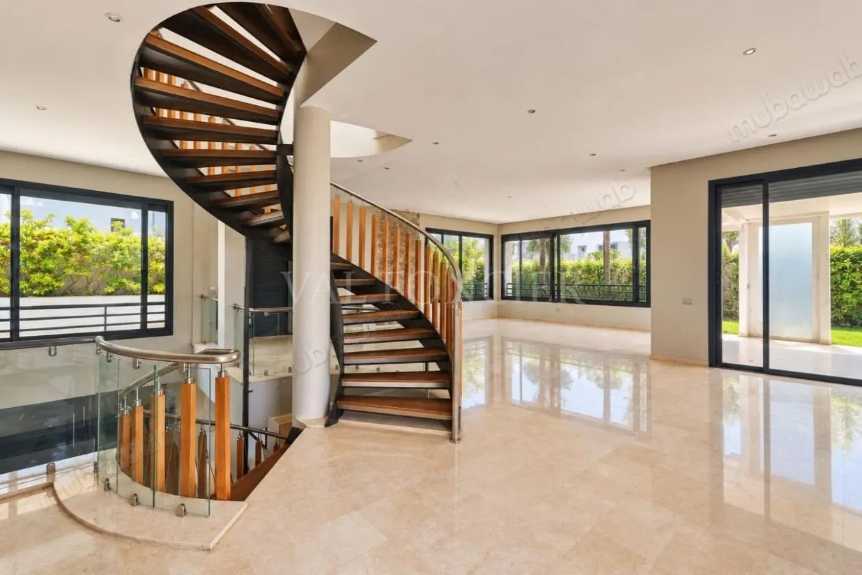 Vente Villa d'angle moderne 4 chambres avec piscine intérieu... - دار بوعزة (2)