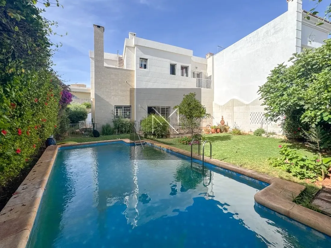 Villa à vendre à Dar Bouazza, Lotissement Nawrass - دار بوعزة