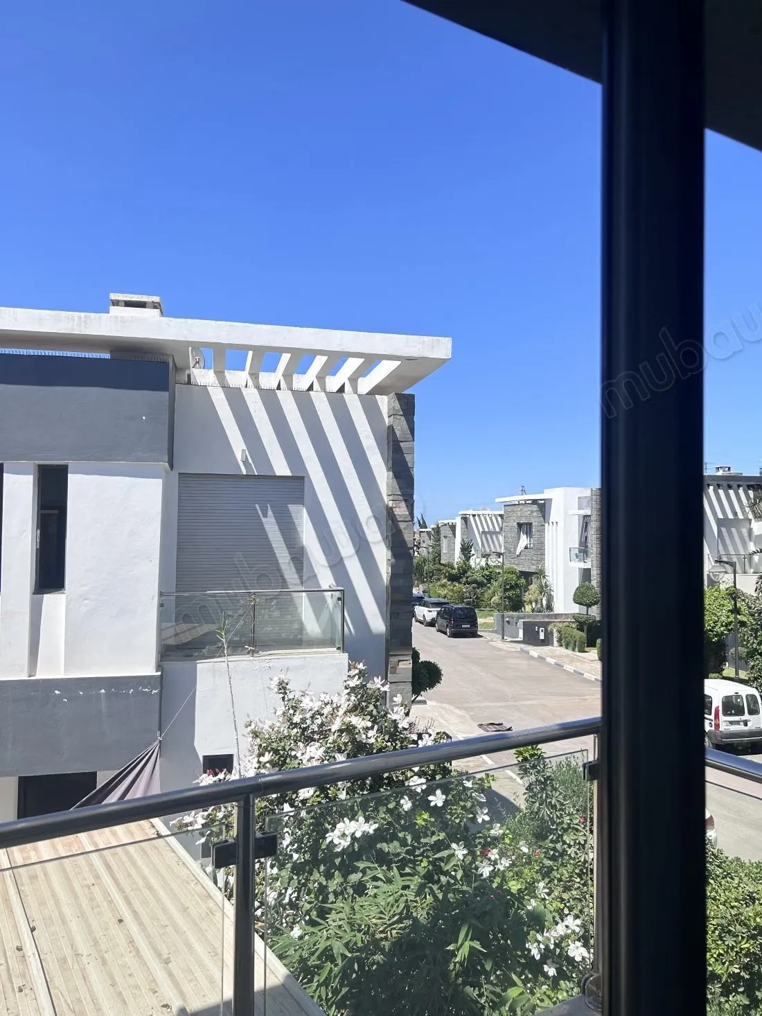 Spacieuse et belle villa à vendre à bouskoura - بوسكورة (3)