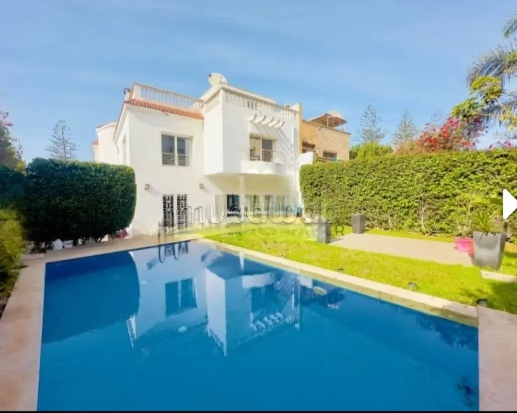 HERMITAGE, à vendre une grande villa moderne avec piscine - الدار البيضاء