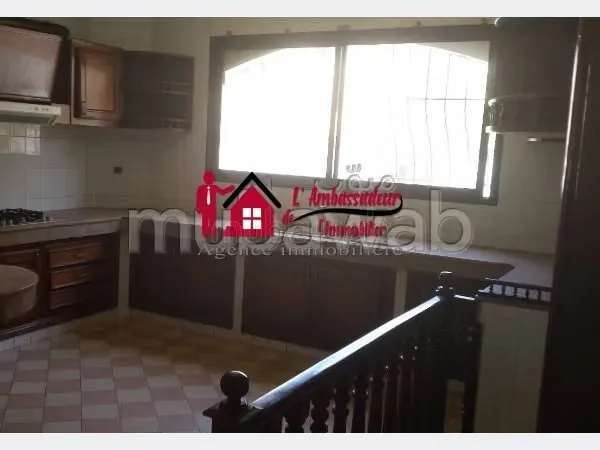 Villa de 584 m2 à l'oasis - الدار البيضاء (3)
