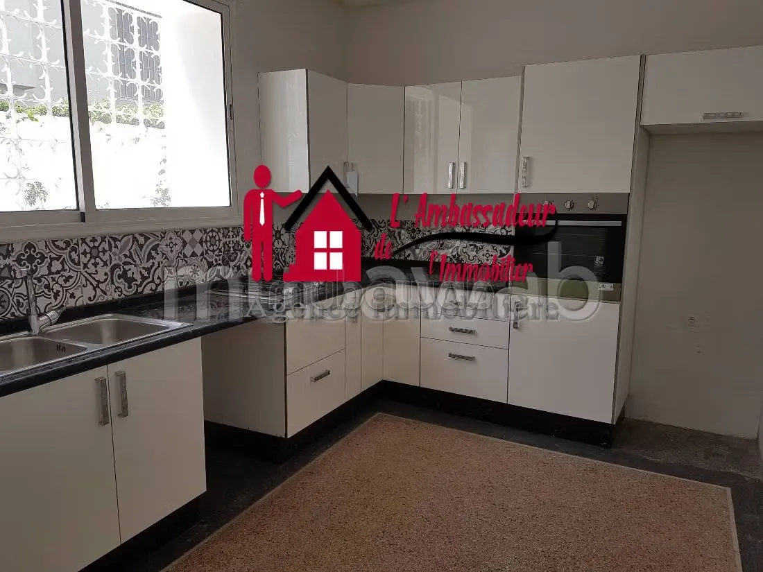 Villa de 540 m2 à EL MANAR - الدار البيضاء (3)