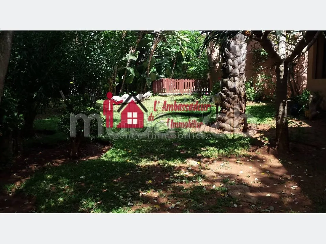 Villa de 641 m2 à CIL BONNE AFFAIRE - الدار البيضاء