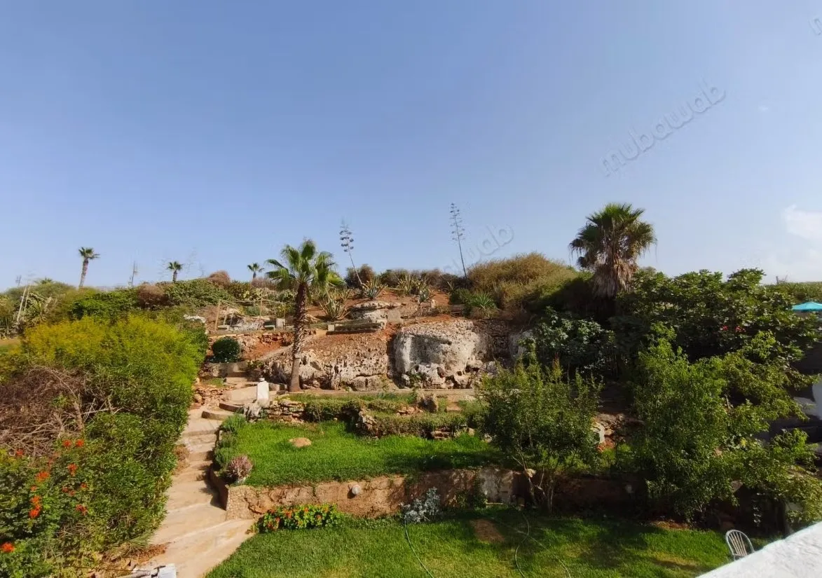 Villa bord de mer avec fort potentiel - هرهورة