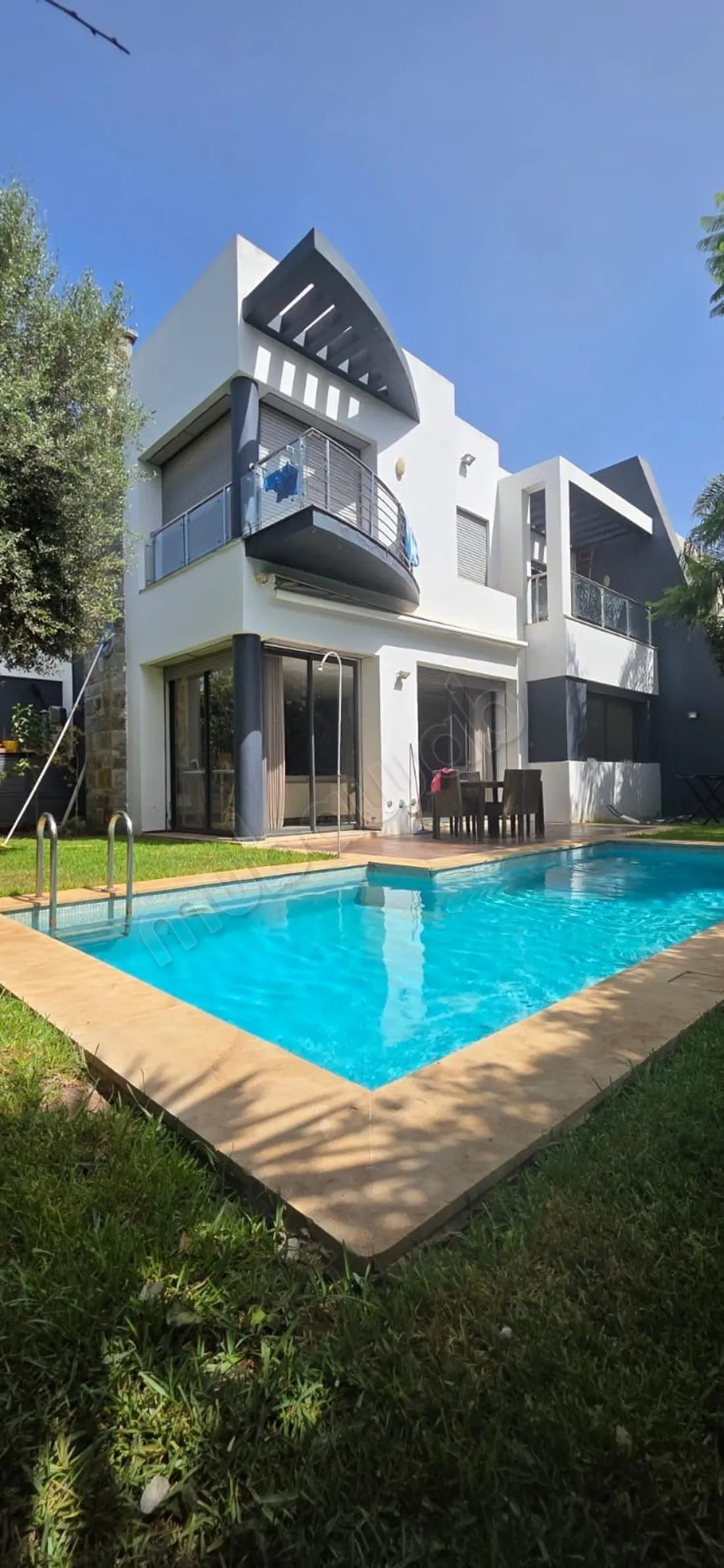 Villa de luxe à vendre à Bouskoura - بوسكورة