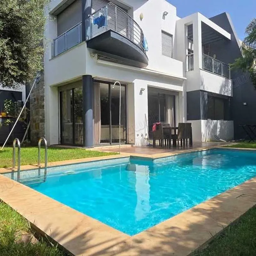 Villa à Vendre de 426.0 m² à Bouskoura, Bouskoura - بوسكورة