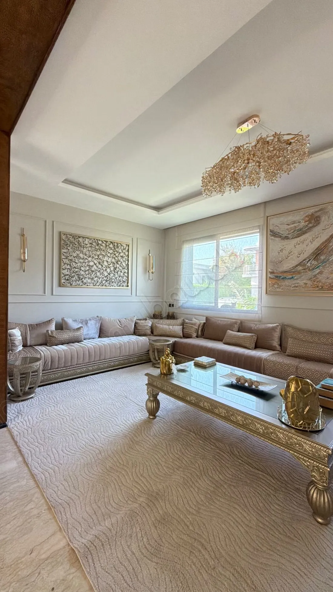 Bouskoura, à vendre une villa exceptionnelle avec piscine et... - بوسكورة (2)