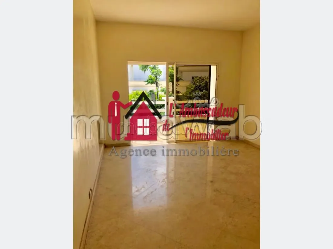 Villa de 1020 m2 à Califronie - الدار البيضاء (2)